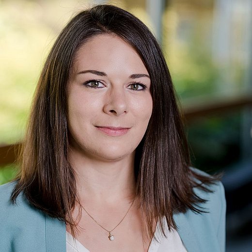 {m.alternative -> f:or(alternative: capTitle -> f:or(alternative: newsItem.title))}