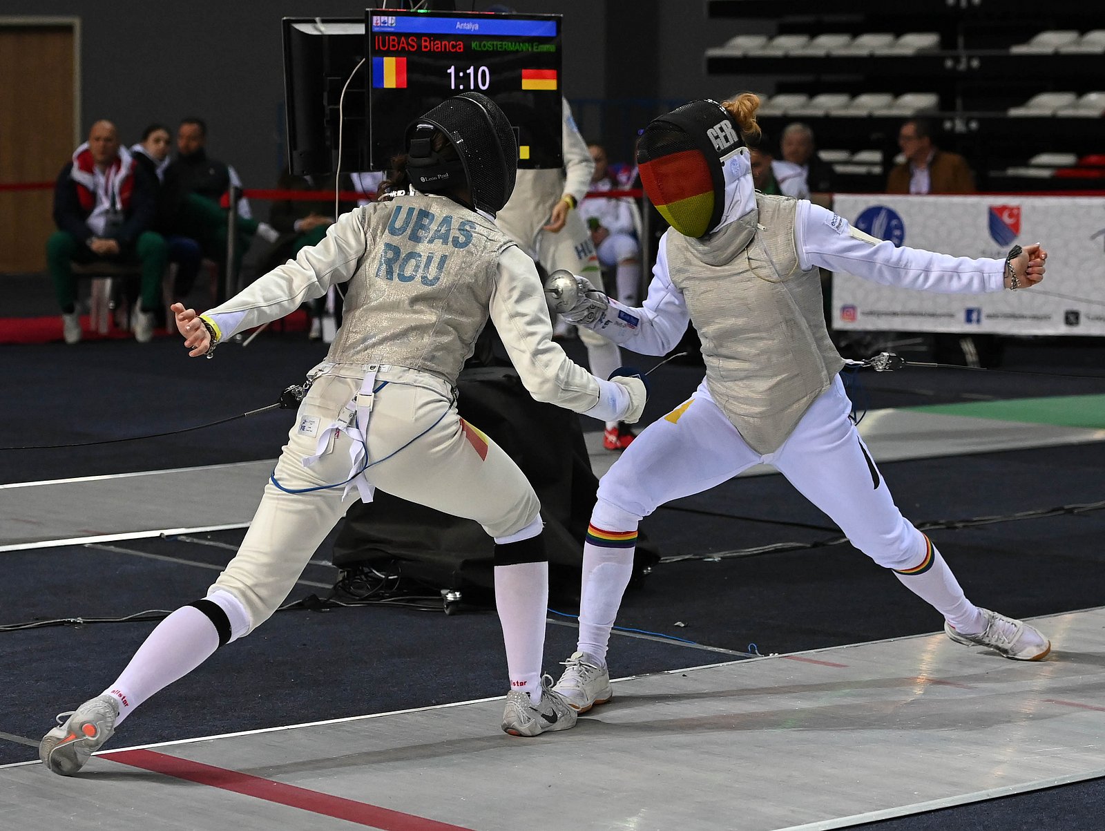 {m.alternative -> f:or(alternative: capTitle -> f:or(alternative: newsItem.title))}