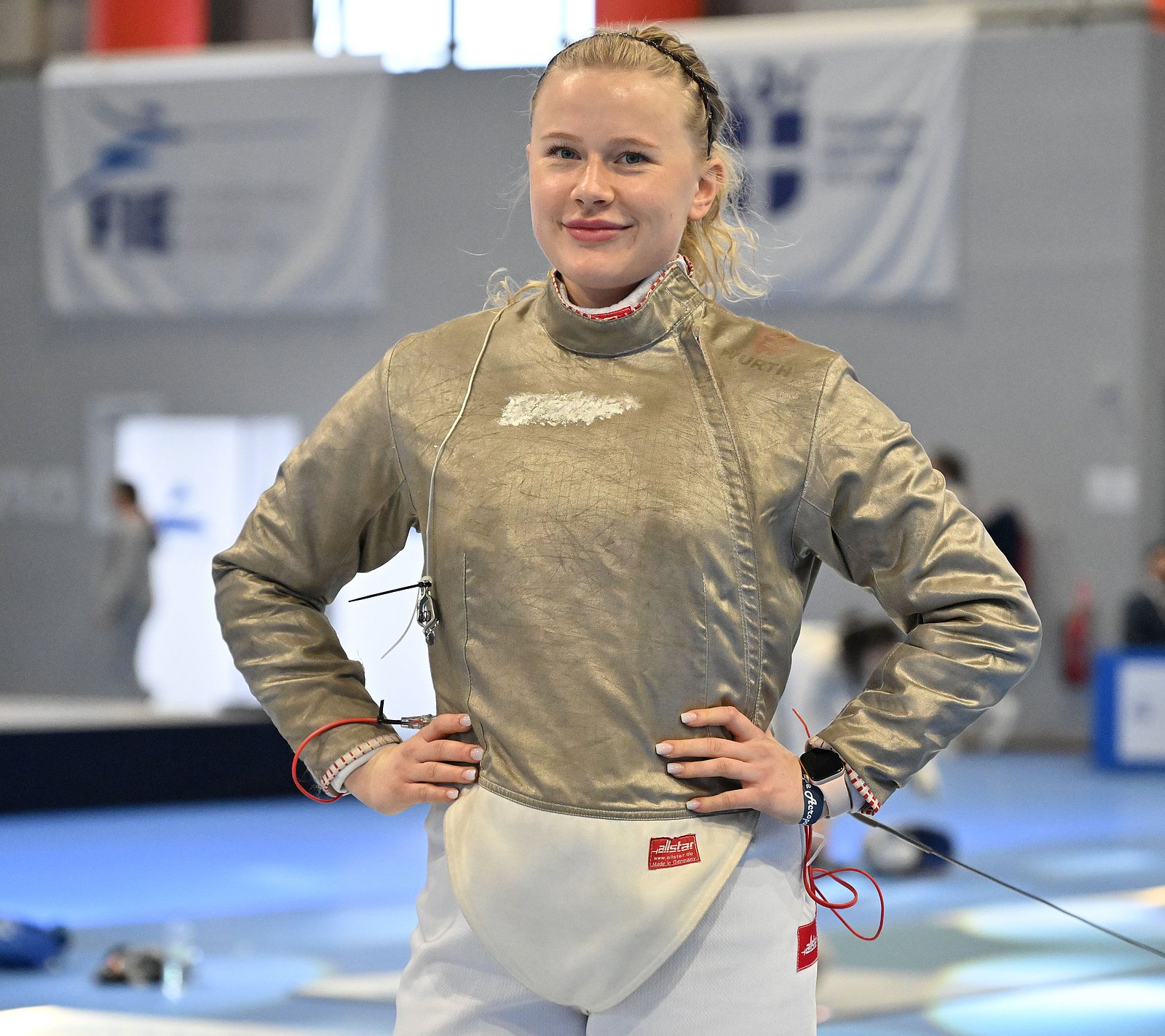 {m.alternative -> f:or(alternative: capTitle -> f:or(alternative: newsItem.title))}